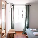 Portuguese Classic Flat - River Views From S Historic Heart *