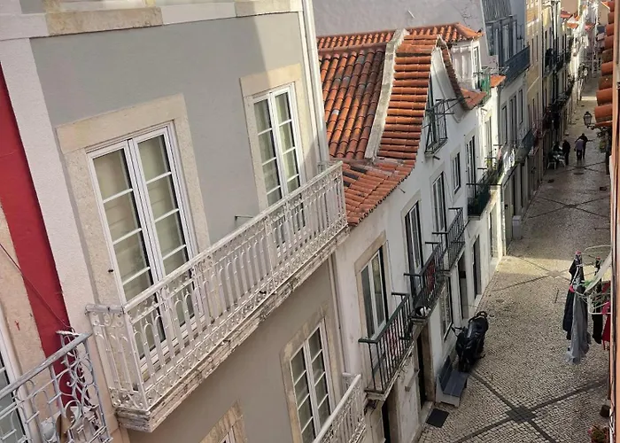 Portuguese Classic Flat - River Views From S Historic Heart شقة *